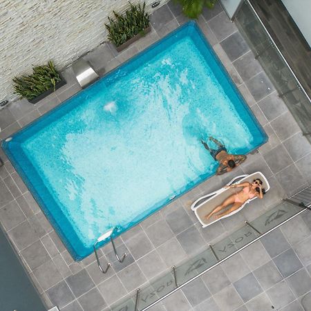 Azor Hotel Cali Versalles Exterior photo