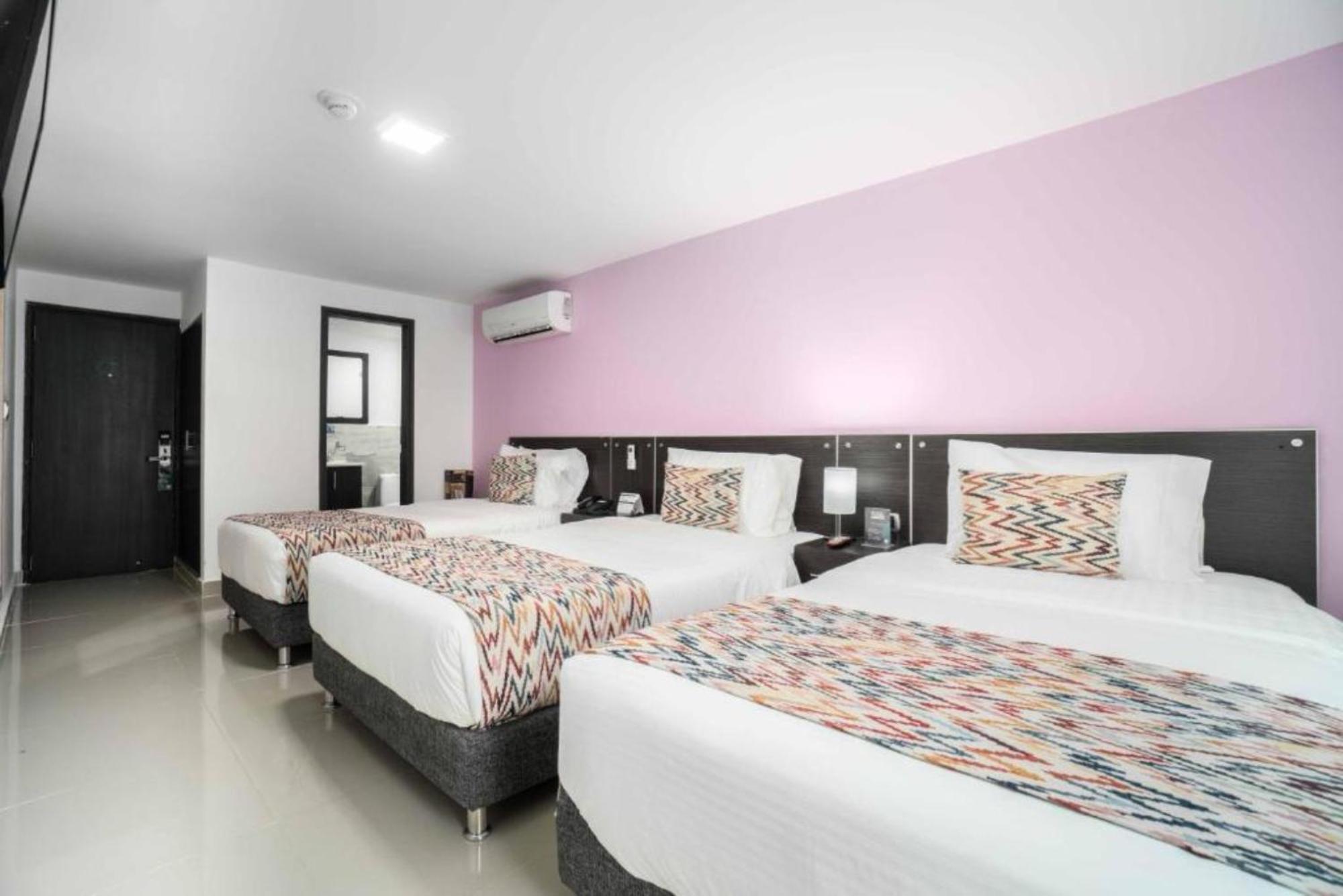 Azor Hotel Cali Versalles Exterior photo