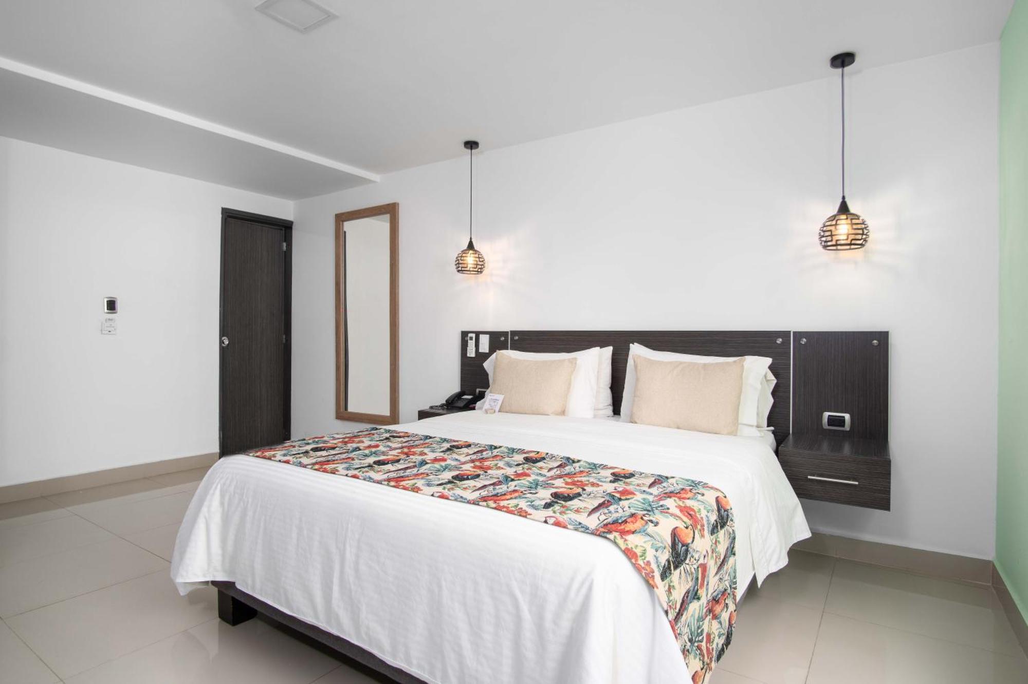 Azor Hotel Cali Versalles Exterior photo