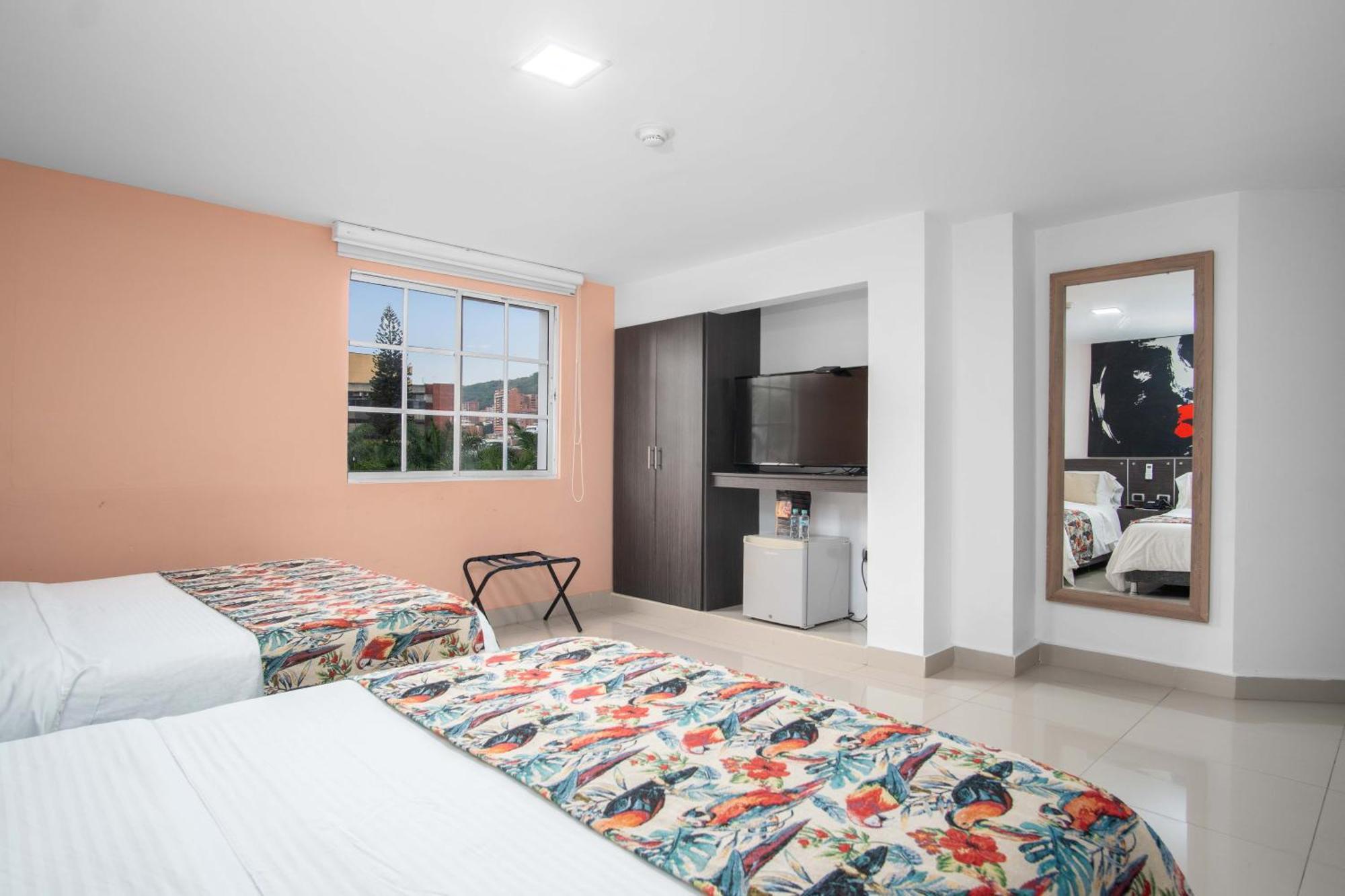 Azor Hotel Cali Versalles Exterior photo